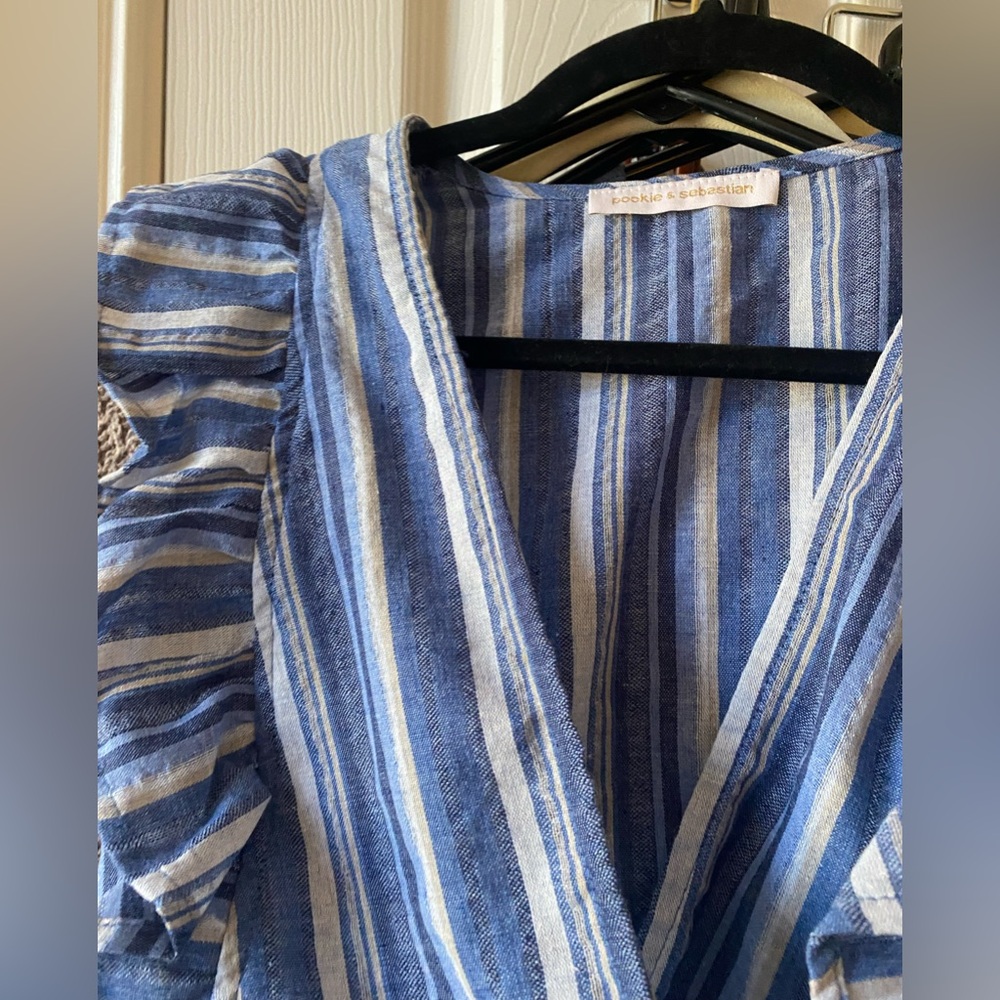 Revolve top - Picture 4 of 7